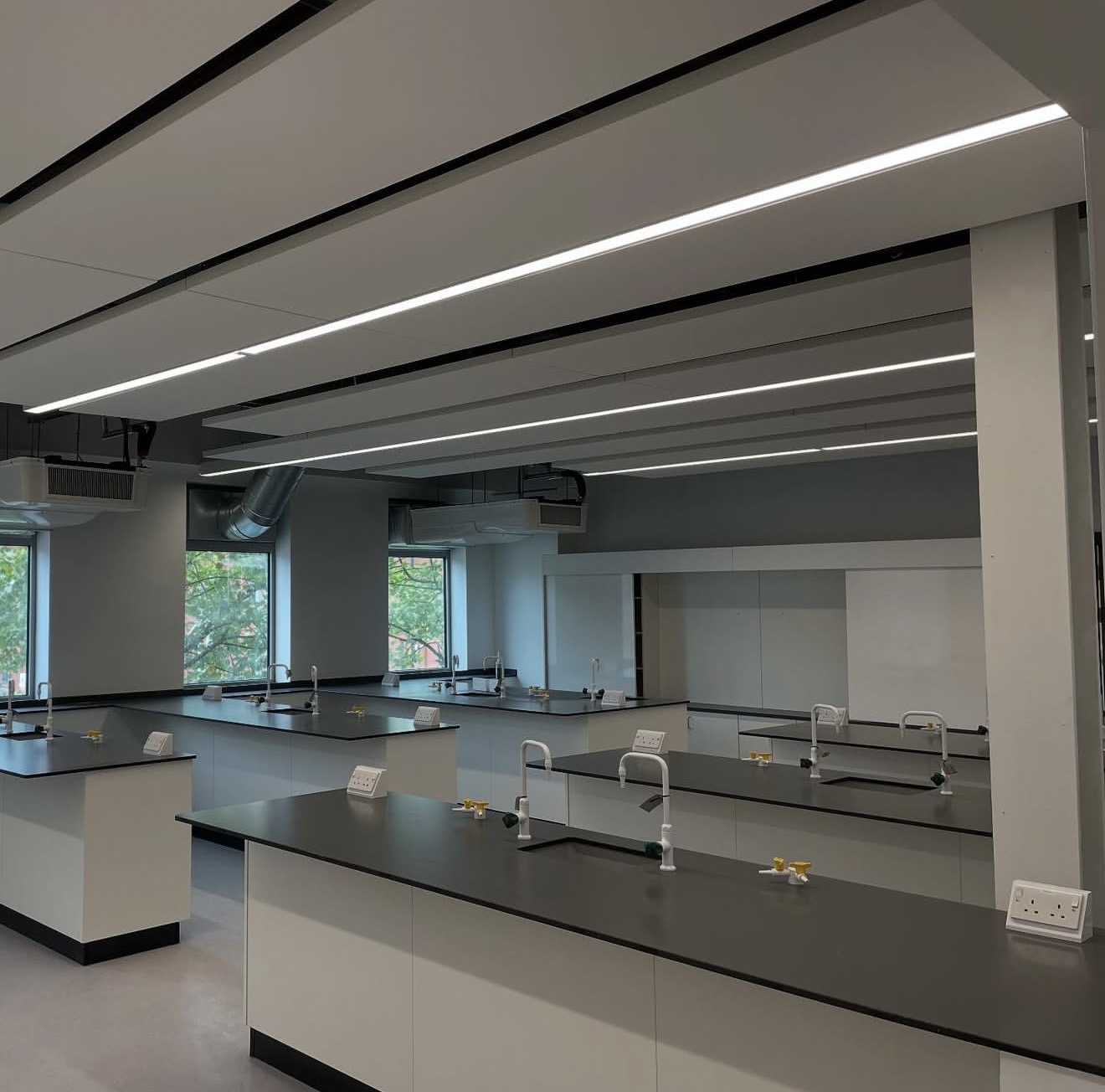 Commercial electrical installation in a laboratory or teaching space